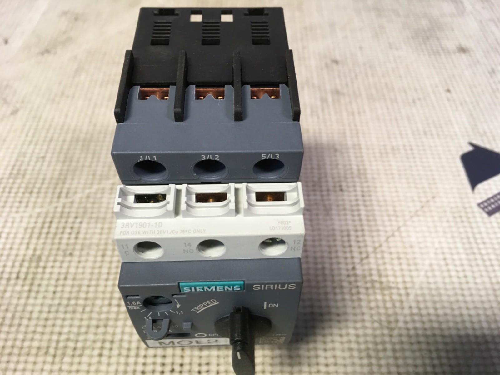 Siemens Sirius circuit breaker, 3R 2011-1AA10, pre-owned, (ADI-1460)