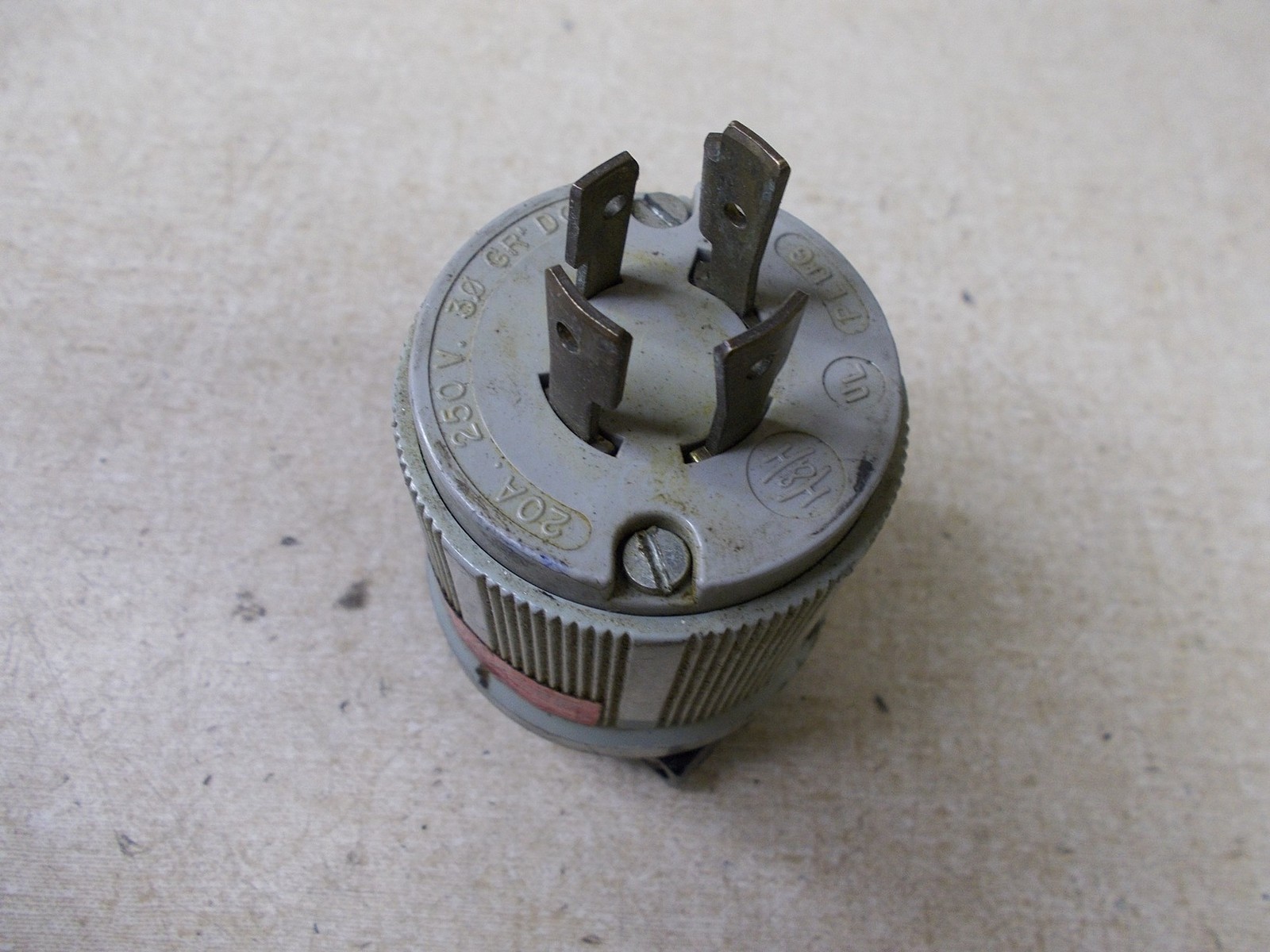 Arrow Hart H & H 20A 120/208V Plug *FREE SHIPPING*