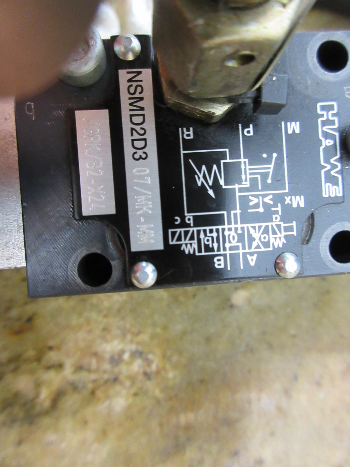 GILDEMEISTER TWIN 32 HAWE 3700 036178 04 NSMD2D307/MK-MM/GRK/B2-X24 VALVE