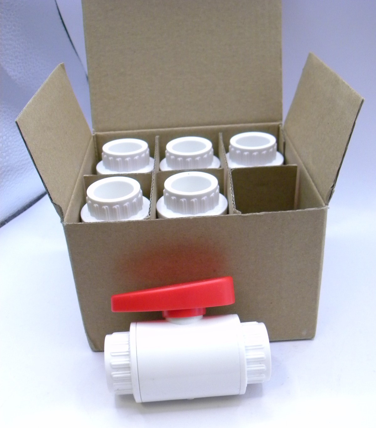LOT OF 6 SANKING PVC BALL VALVES 1/2″ SOC X SOC SCHED 40 PVC