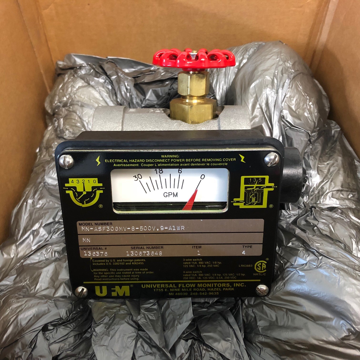 NEW UNIVERSAL FLOW MONITORS GAUGE & VALVE UFM 0-30GPM MN-ASF30GMV-8-500V.9-A1WR