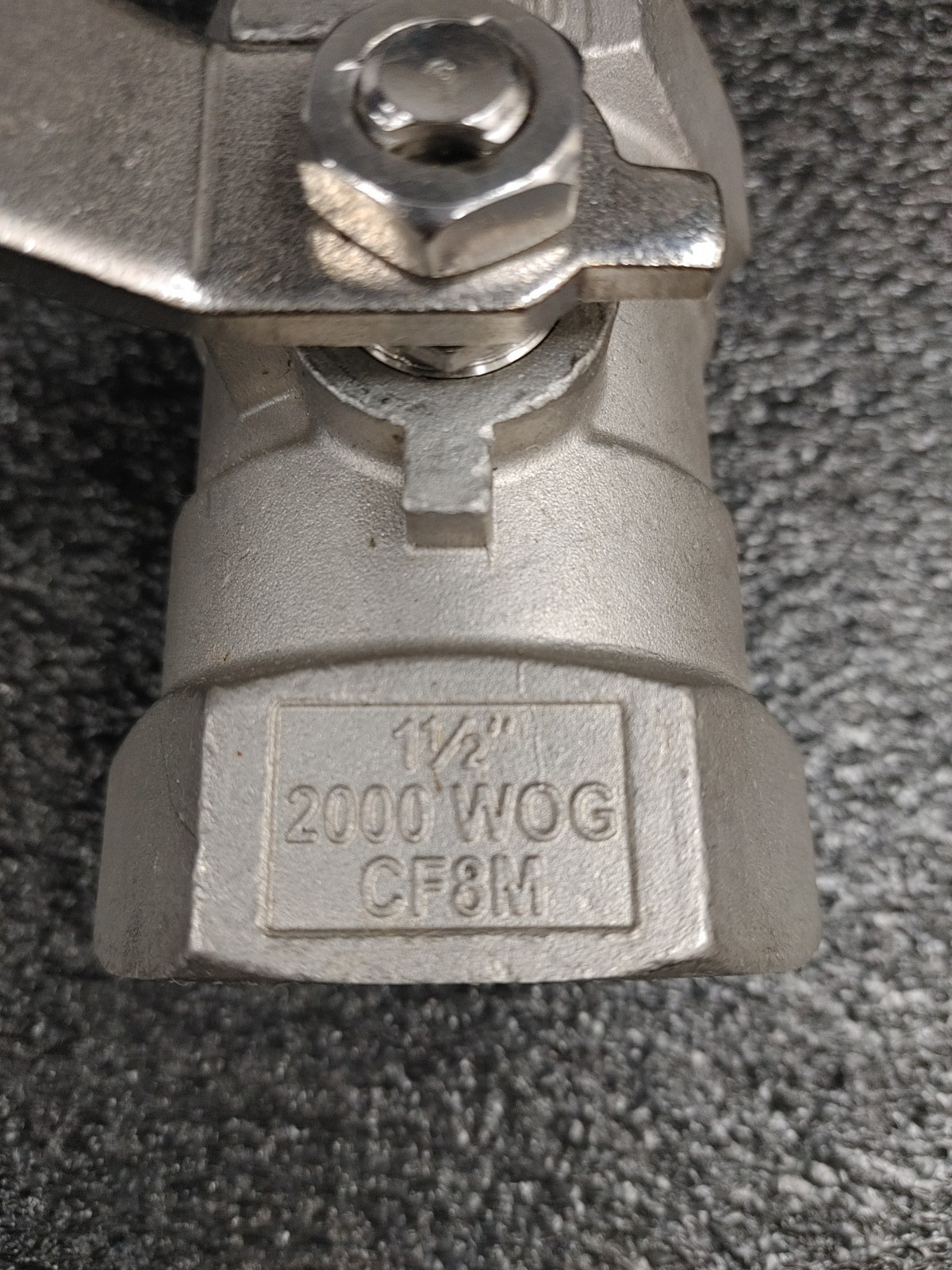VELAN S07-B0213-SSEA HB2000 1 1/2″ 2000 WOG CF8M Memoryseal Resilient Ball Valve