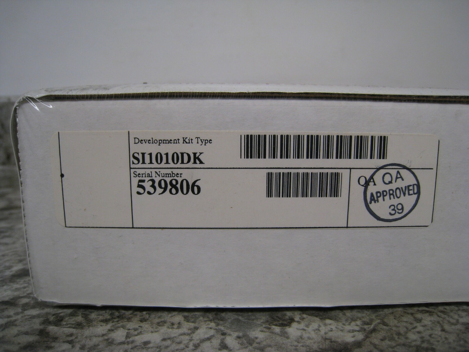 New Silicon Labs SI1010DK 8051 MCU Microcontroller Development Kit Free Shipping