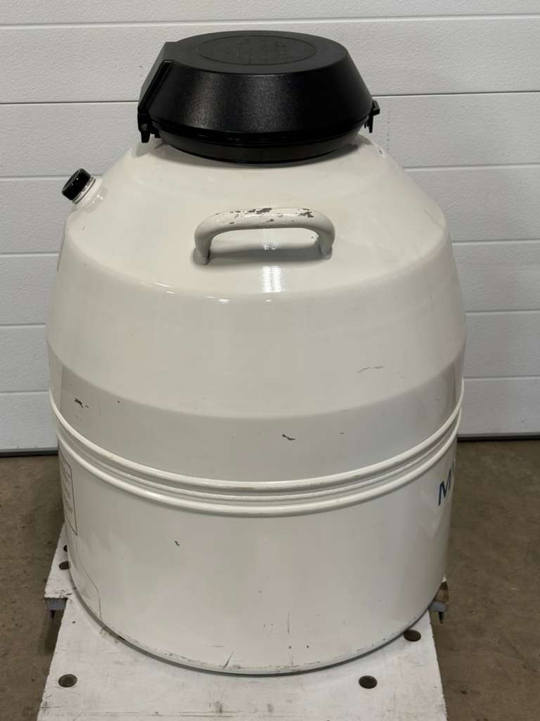 MVE XC47/11-6 Canister Specimen Sample Storage Tank