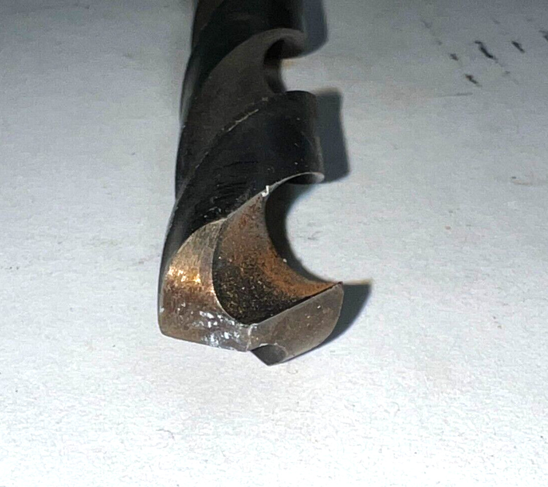 CHICAGO-LATROBE TAPERED DRILL BIT MT2 9/16″ CUT 2 FLUTE 5″ LOC 8-3/4″ OAL
