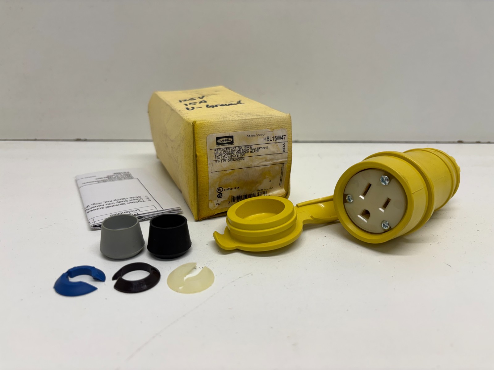 NEW OLD STOCK! HUBBELL WATERTIGHT 15A 125V CONNECTOR HBL15W47