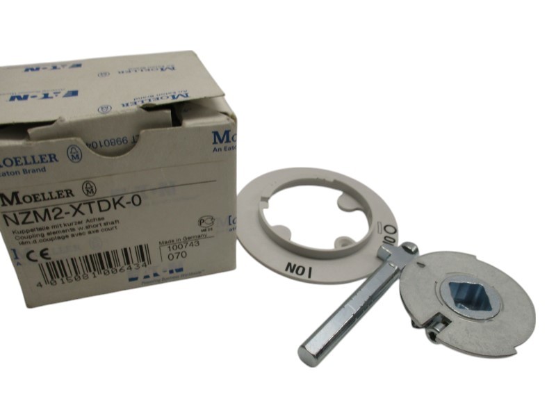 KLOCKNER MOELLER NZM2-XTDK-0 COUPLING ELEMENTS W/ SHORT SHAFT NSMP