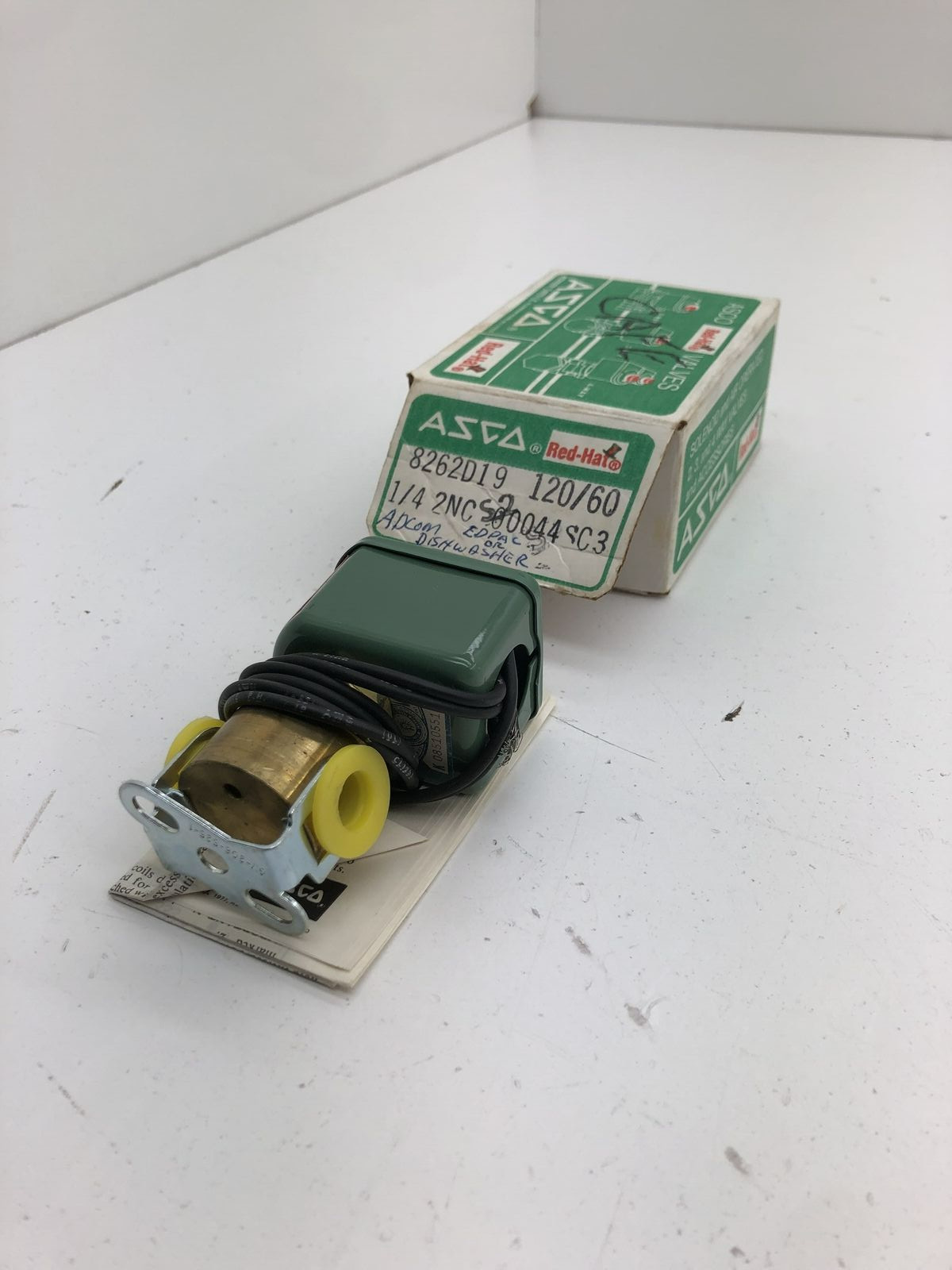 Asco 8262D19 Red-hat Solenoid Valve 240v-ac 1/4in Npt