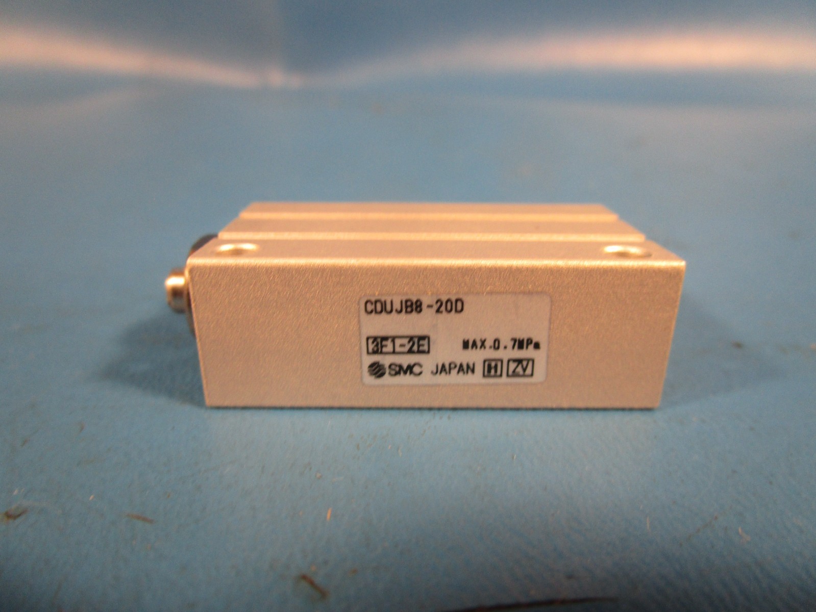 SMC CDUJB8-20D, Mini Free Mount Cylinder, 8mm Bore, 20mm Stroke, Auto Switch