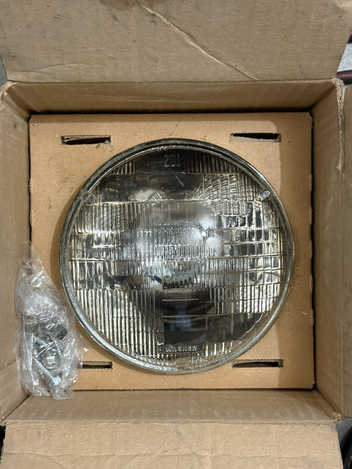 Wagner 4863 Lamp Assembly 6240-01-420-8320, 19207-8741491