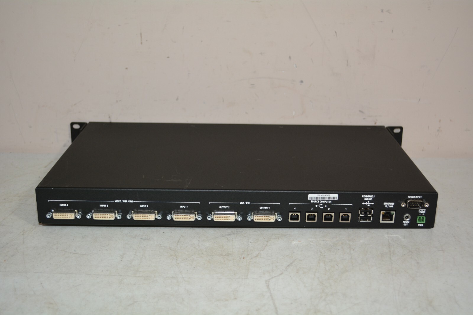 ^ AMX Netlink TPI-PRO-4 DVI Total Presentation Interface #D150