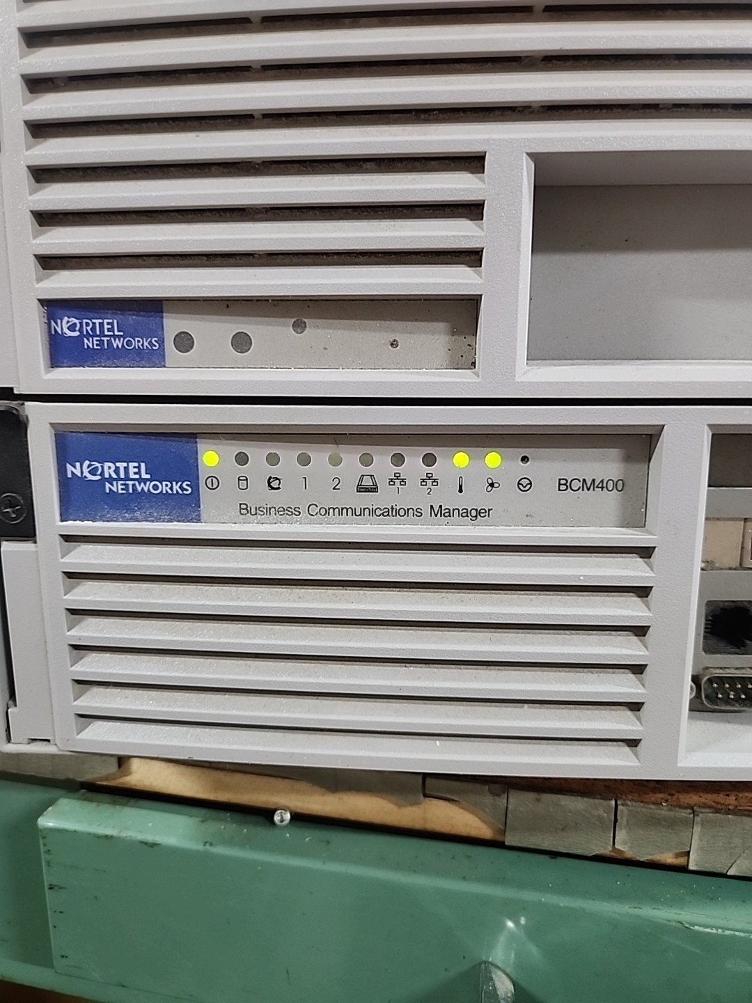 NORTEL BCM 400 Business Communications Manager 400 DSM 32+ GATM 4