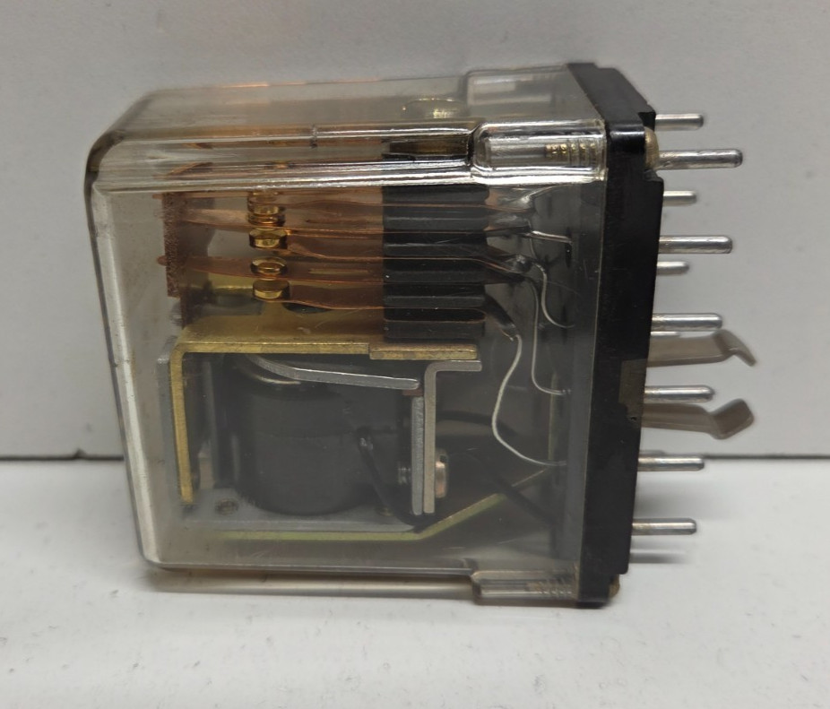 NEW NO BOX! STRUTHERS DUNN 120V 10A 24-28V COIL RELAY 219BBXP