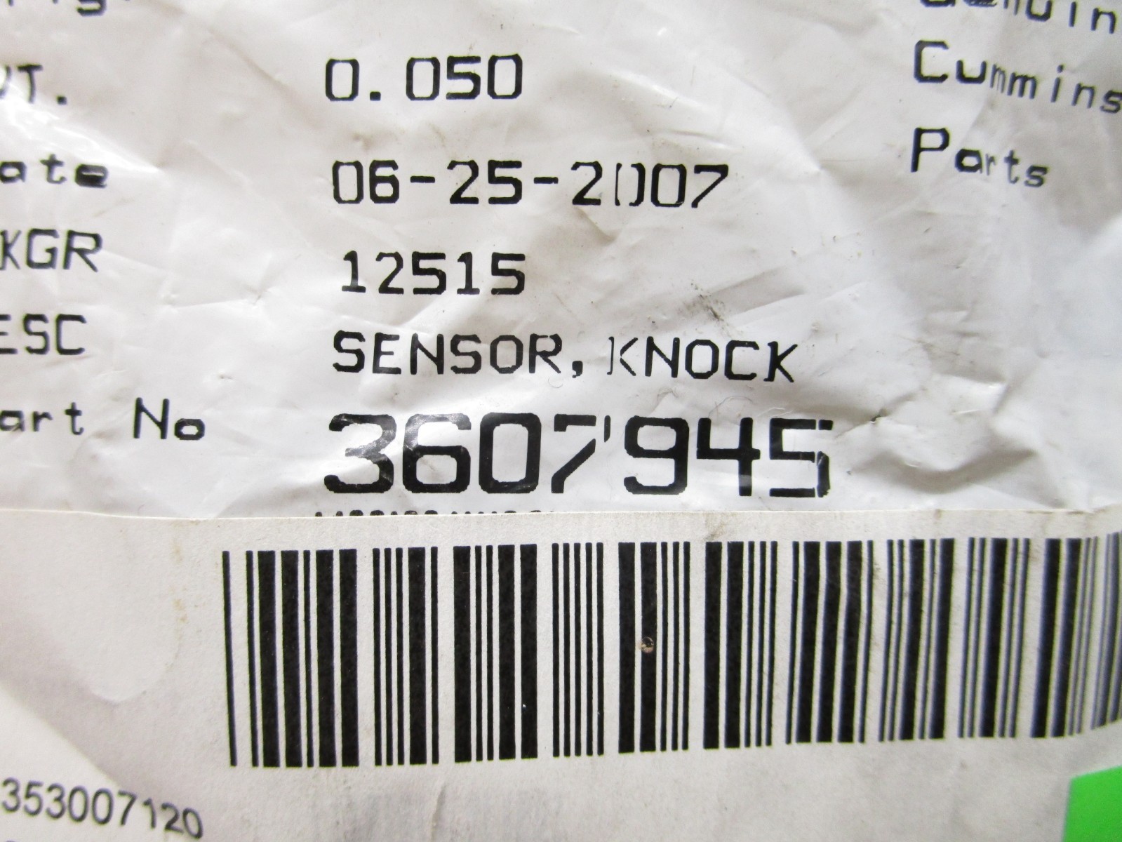 Cummins 3607945 Knock Sensor for C-Series ISC 8.3L Bosch 0261231128