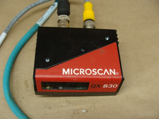 MICROSCAN QX-830 BAR CODE SCANNER FIS-0830-1004G 10-28V