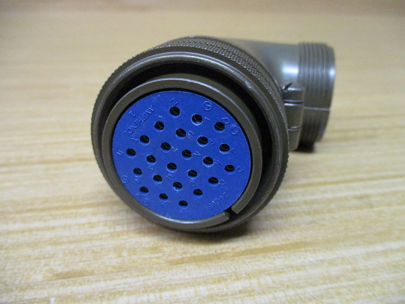 Amphenol 97-31088-24-28S Circular Connector 97310882428S