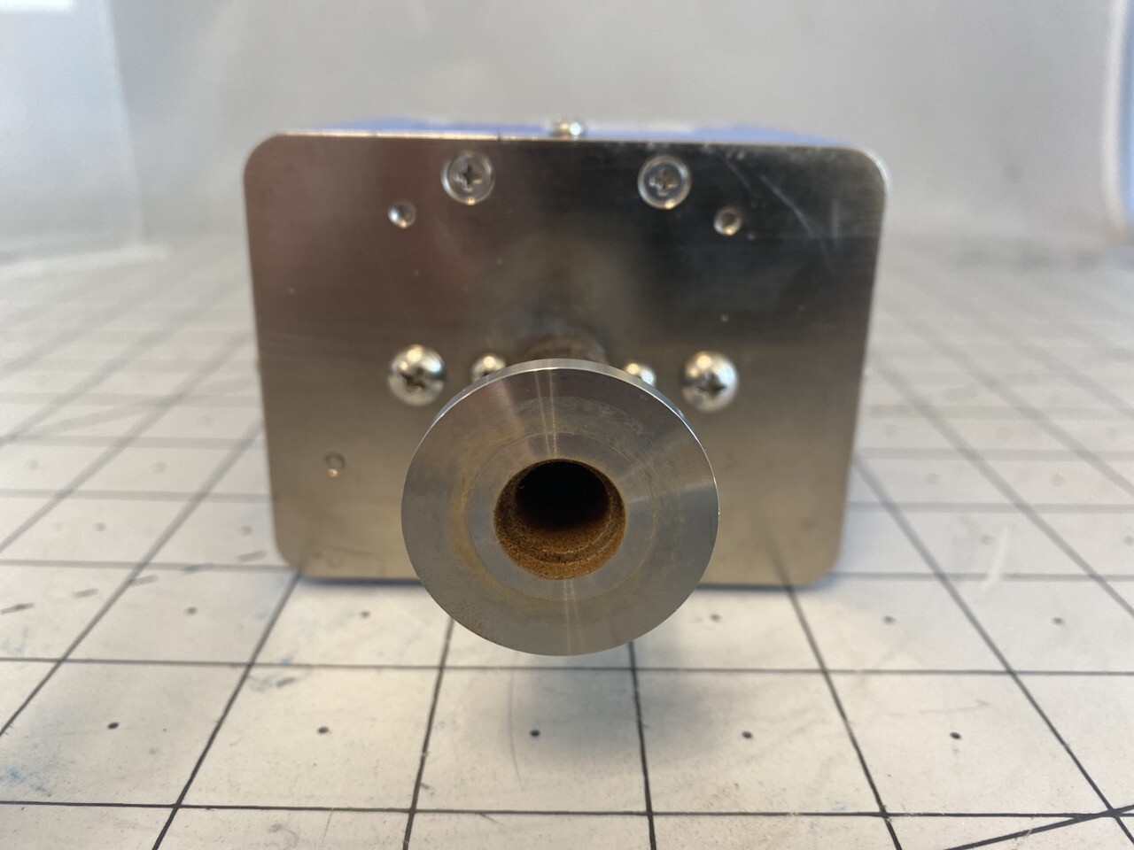 Millipore CHM4-M11S19-EMC Manometer PN: CMH4M1119E REV:A 853-031457-011-A-LEAN