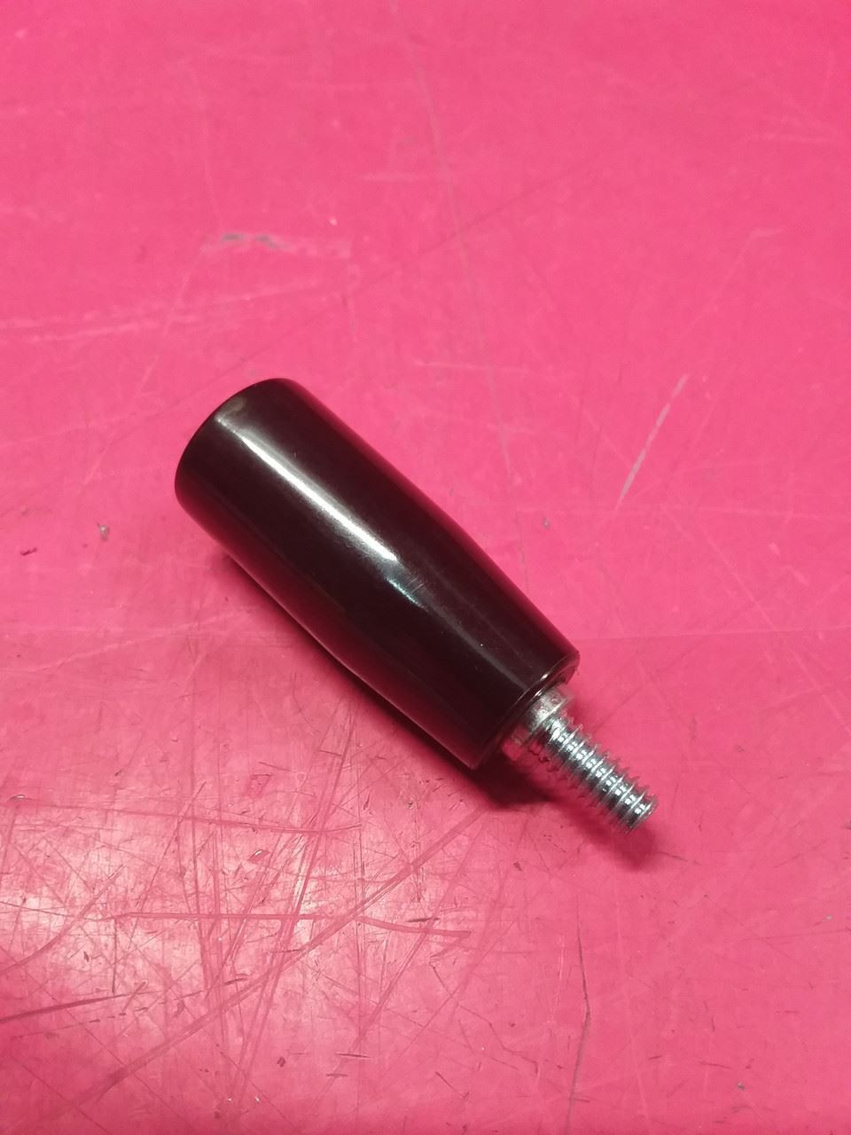 McMaster-Carr 6308K42 Threaded Stud w/ Revolving Grip Handle 1/4″-20 Threaded St