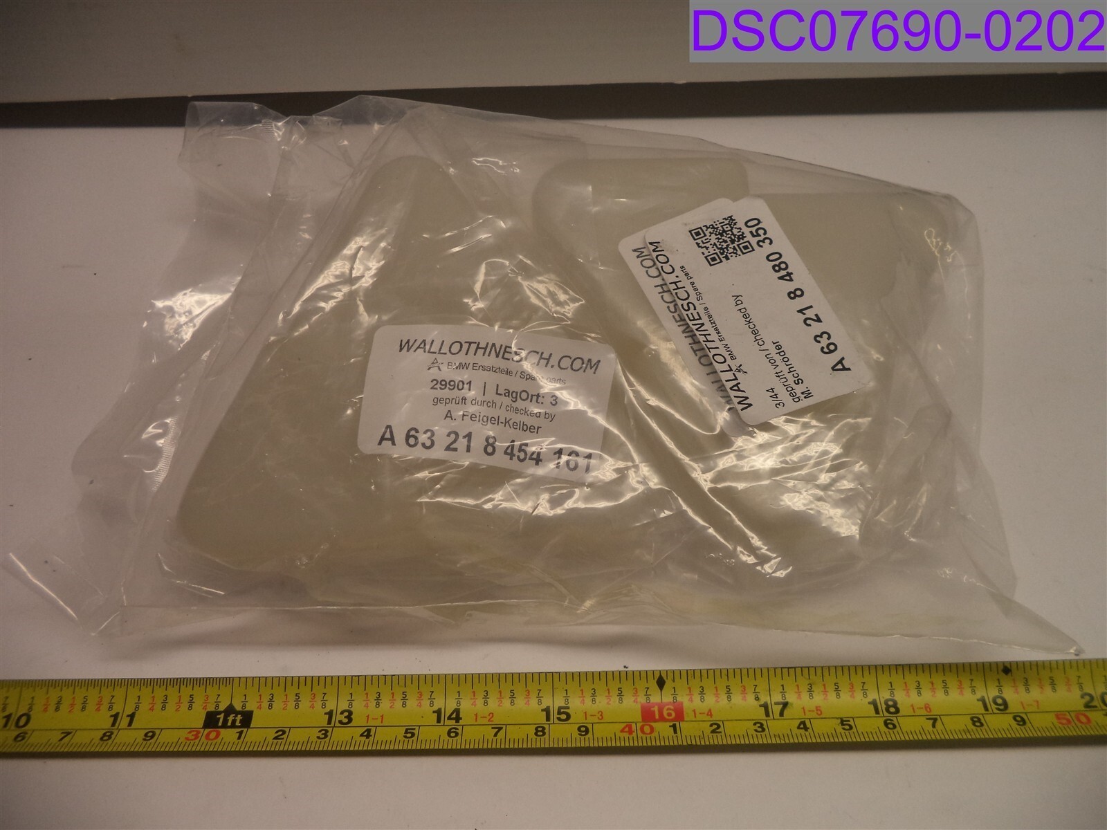 Qty = 1 Pack of 2: Wallothnesch Inner Cover for Rear Lights P/N 63218480350