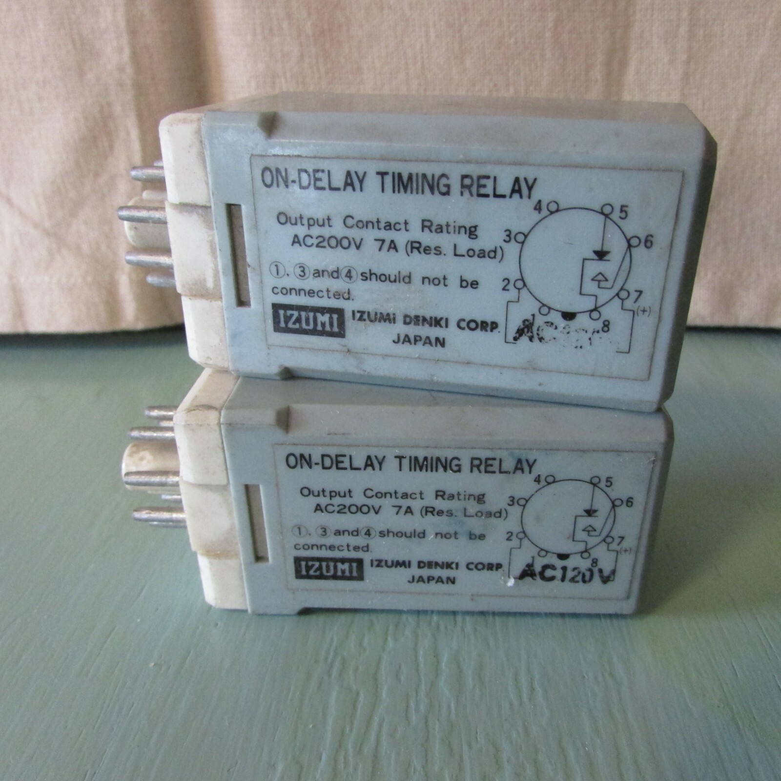 Izumi AC200V On Delay Timing Relay 7A Lot of 2!