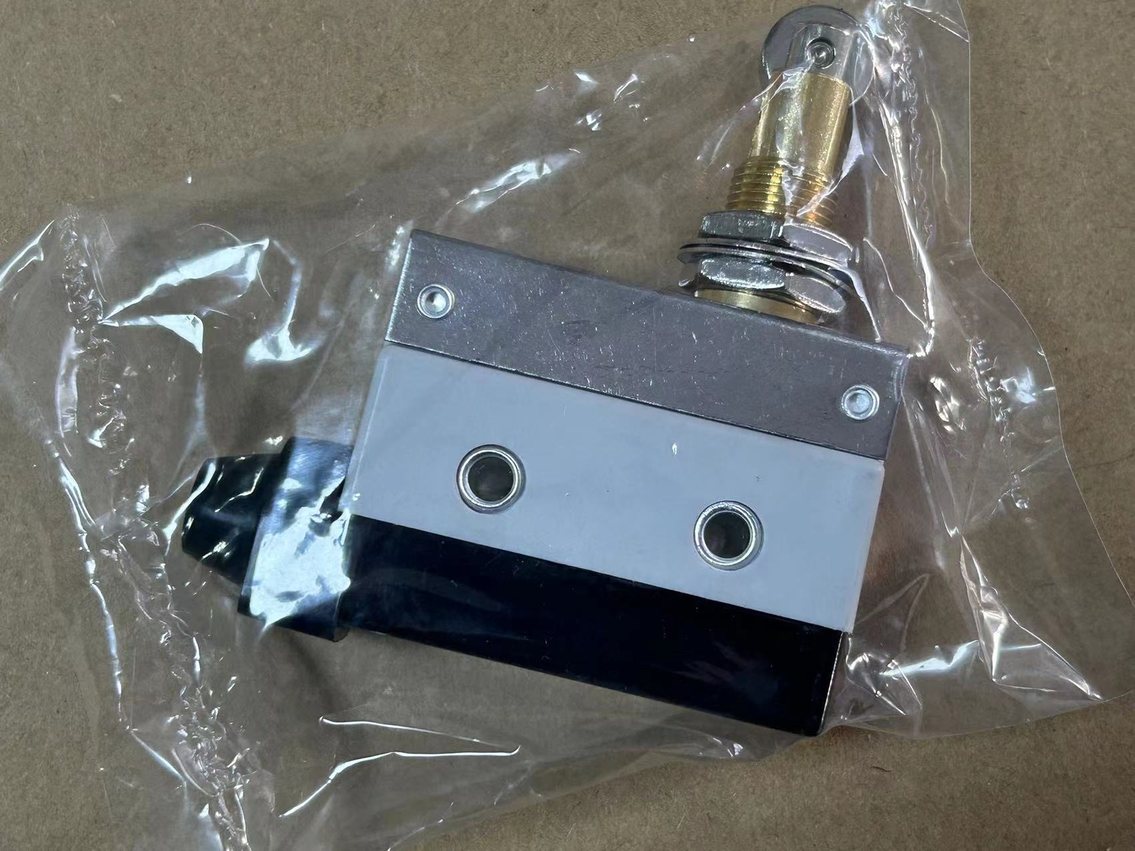 1 pcs moujen MN-5311 Limit switch