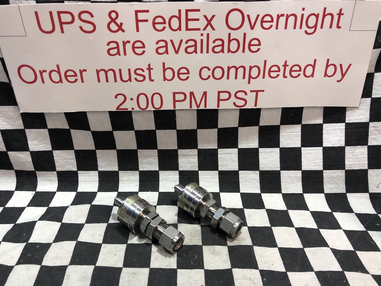 SWAGELOK Bulkhead Body Quick Connect 3/8″, SS-QC6-B1-600K1, LOT OF 2, #1370R5