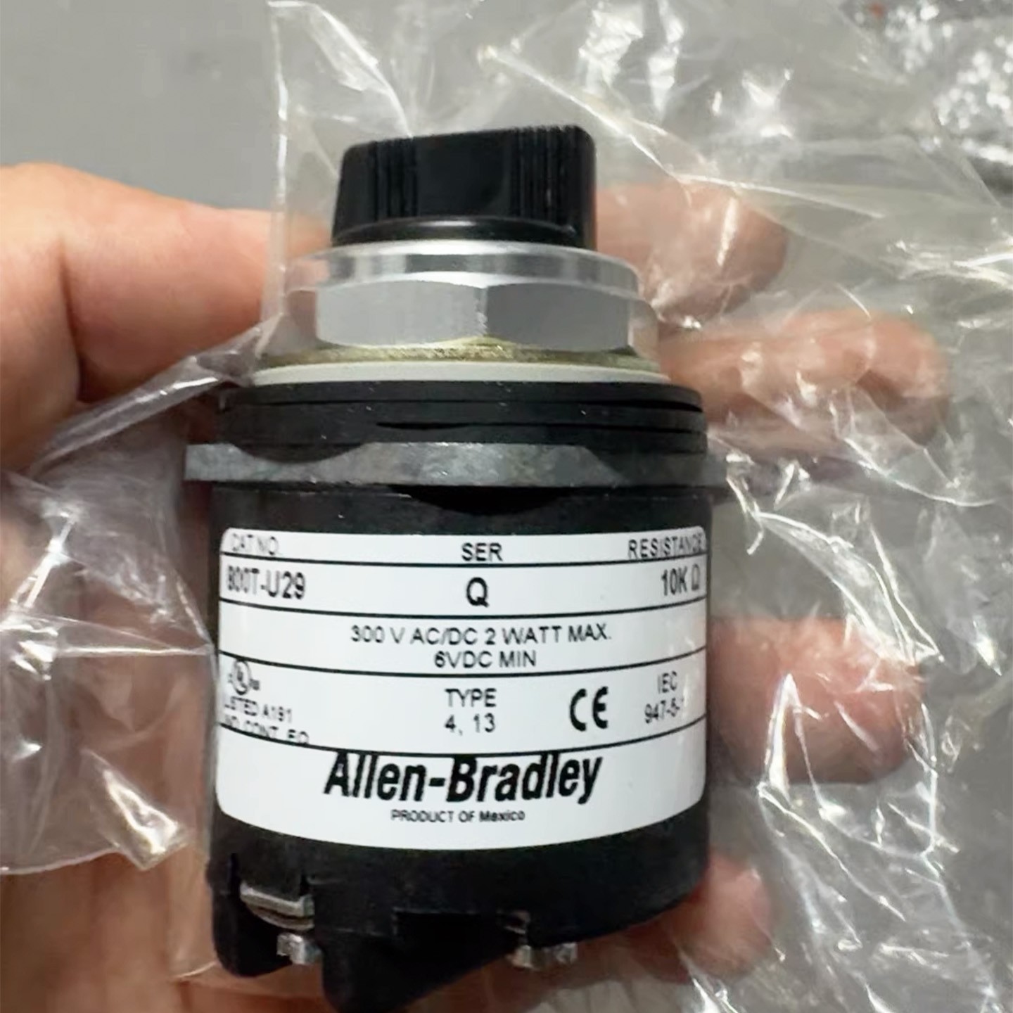 800T-U29 30mm Potentiometer 800T PB New Original 800TU29