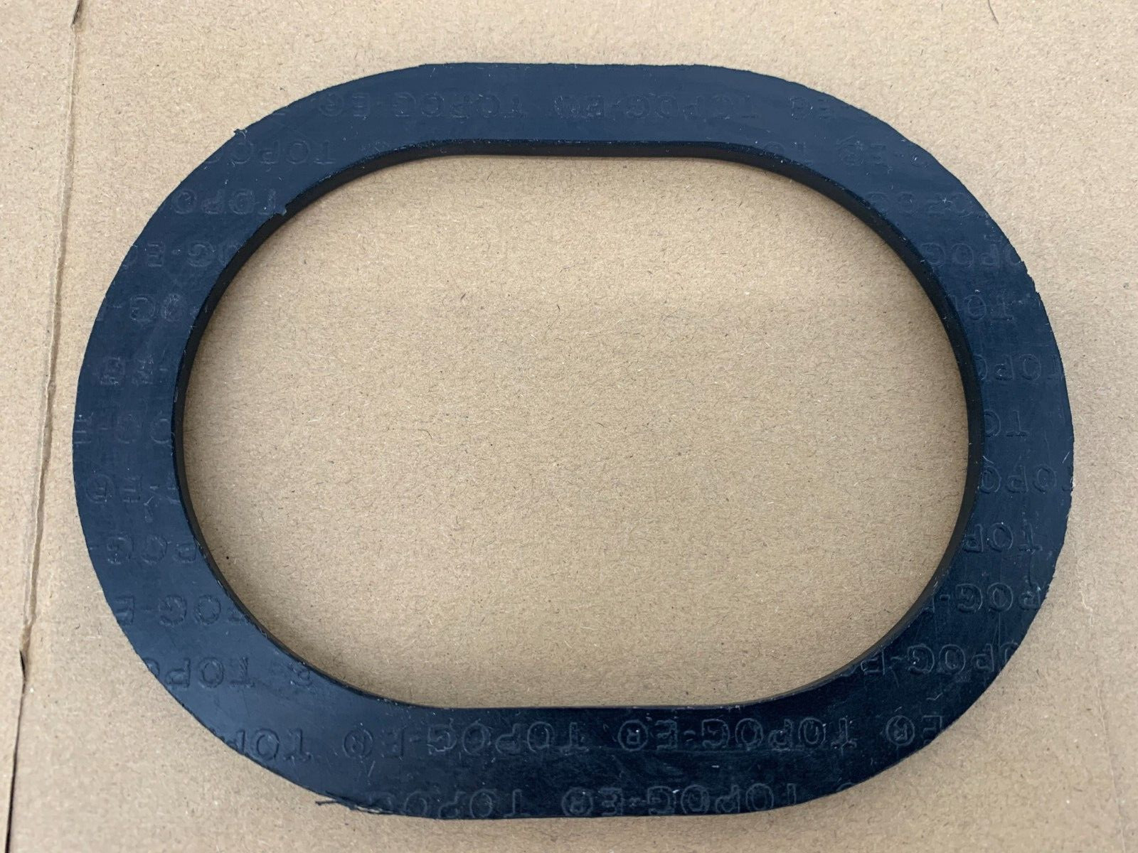 TOPOG-E Gasket Co. T180-3-1/4 x 4-1/2 x 9/16-OB Oblong Handhole Gasket