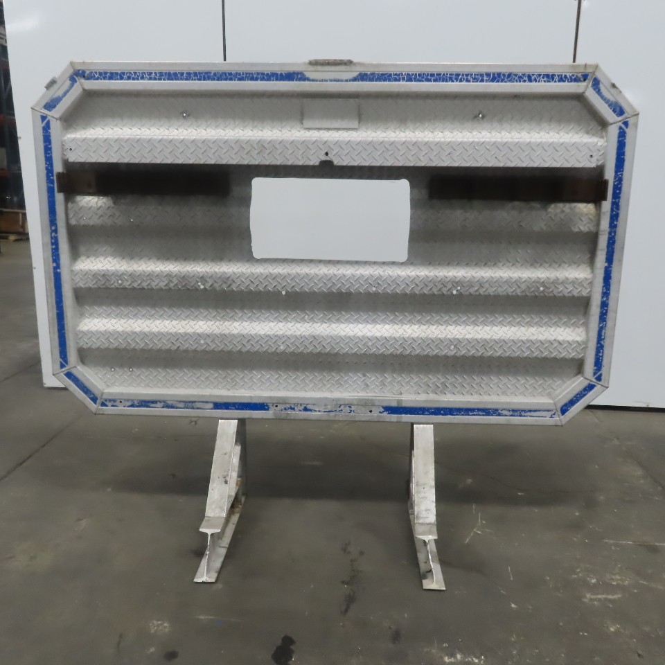 Aluminum Semi Truck Cab Rack Headache W/Chain Hangers & Window Cut Out