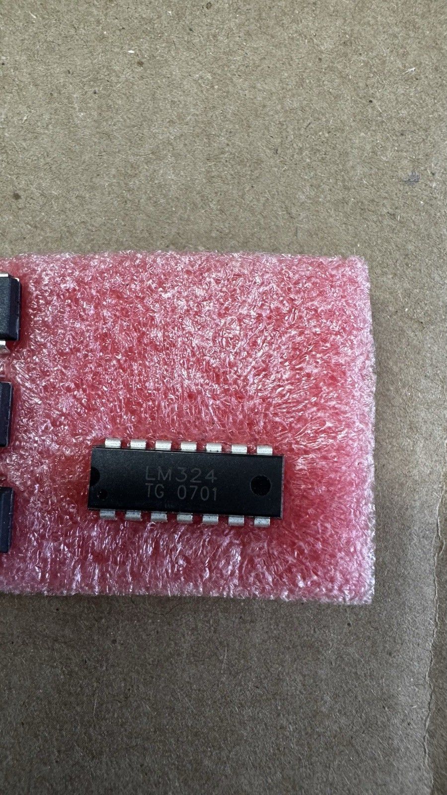 Texas Instruments SN74107N Integrated Circuit (Pack of 13)
