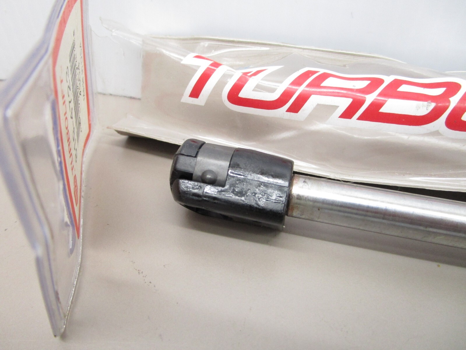 Napa Turbolift 4304 Gas Spring Assembly 819-4723 29″