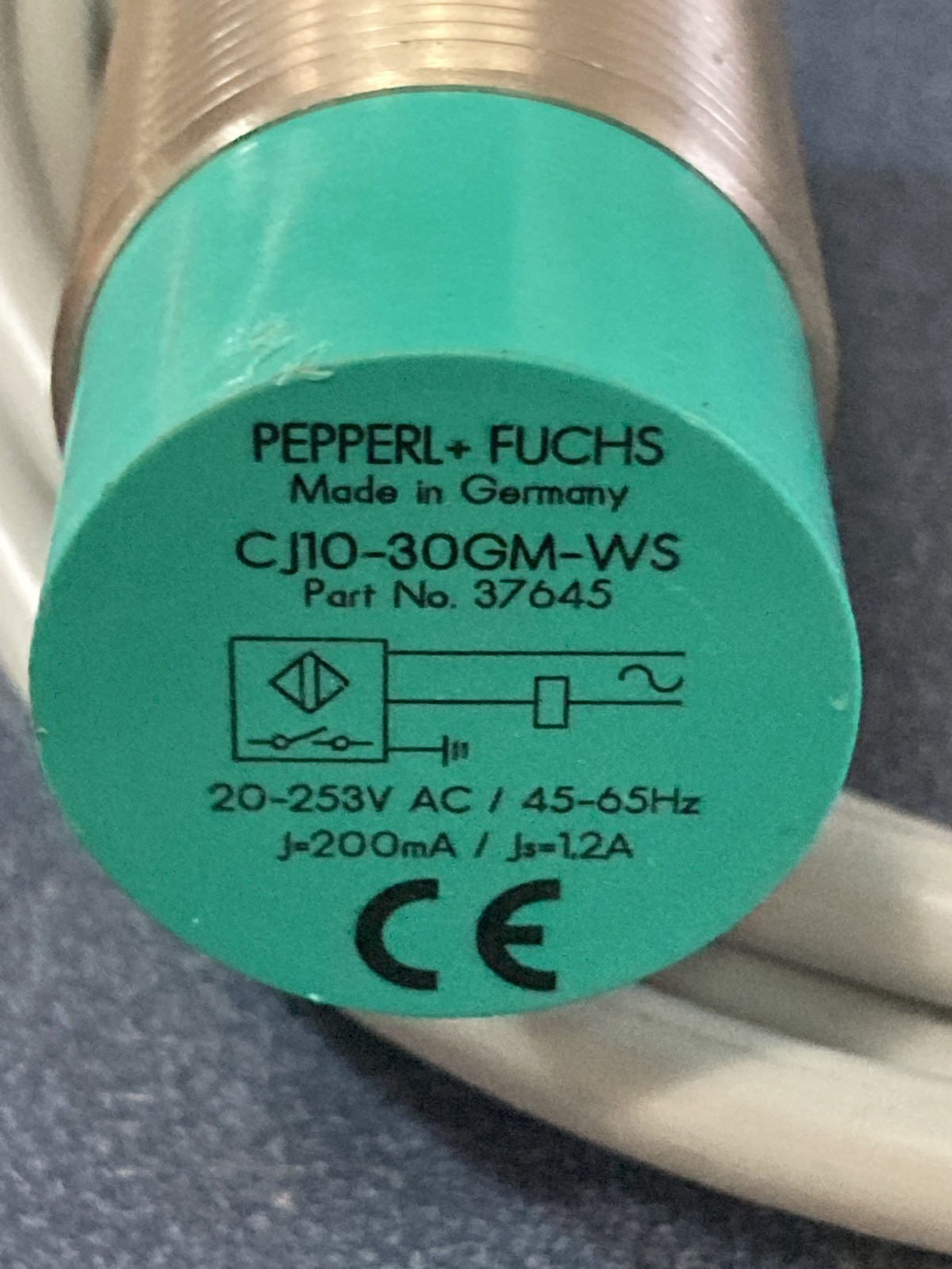 PEPPERL+FUCHS CJ10-30GM-WS PROXIMITY SENSOR (37645) 20-253VAC 45-65HZ 200MA NNB