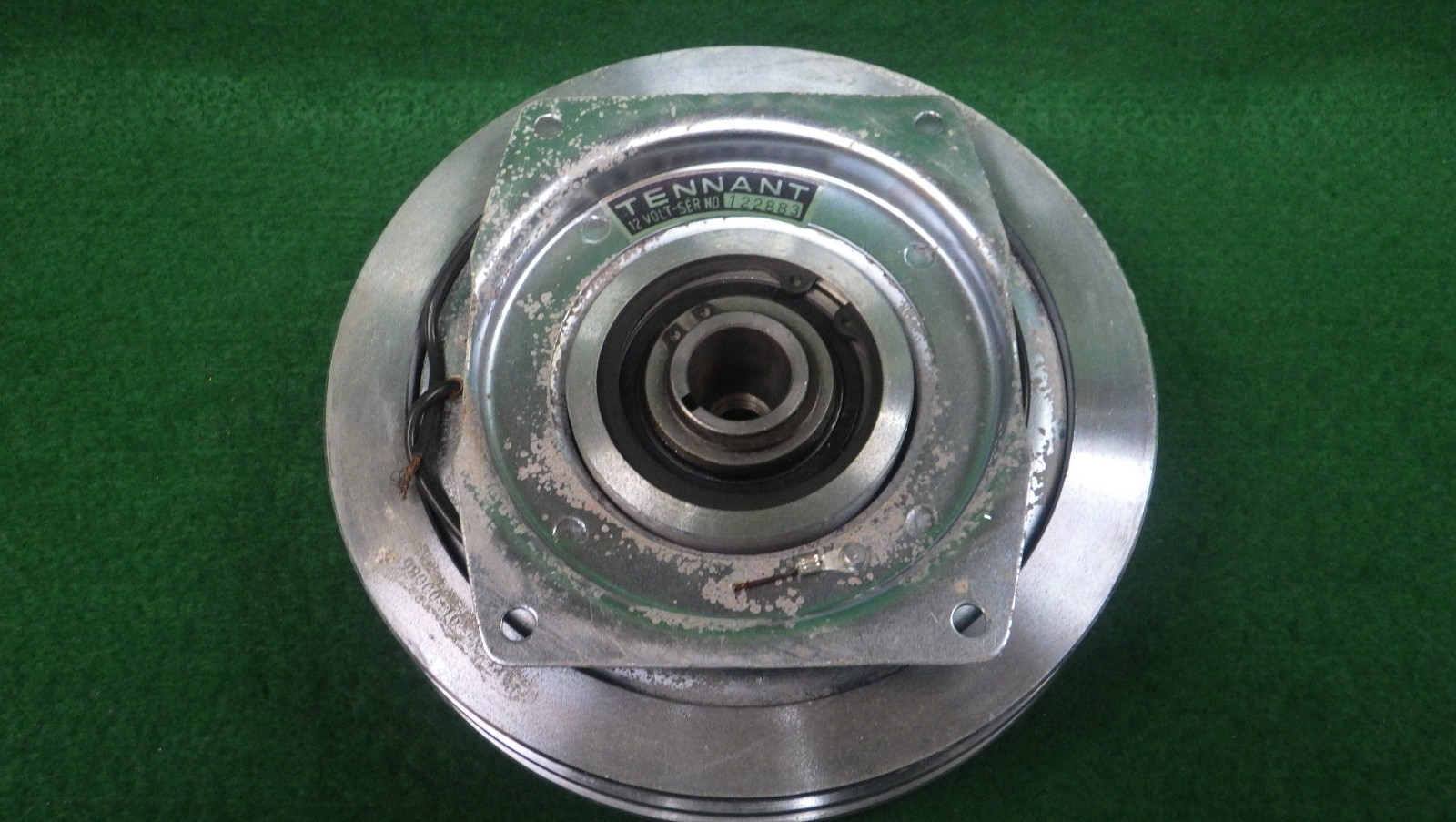 NOS Vintage Tennant 12V Electromagnetic Clutch Pulley 7″ Double-v Groove