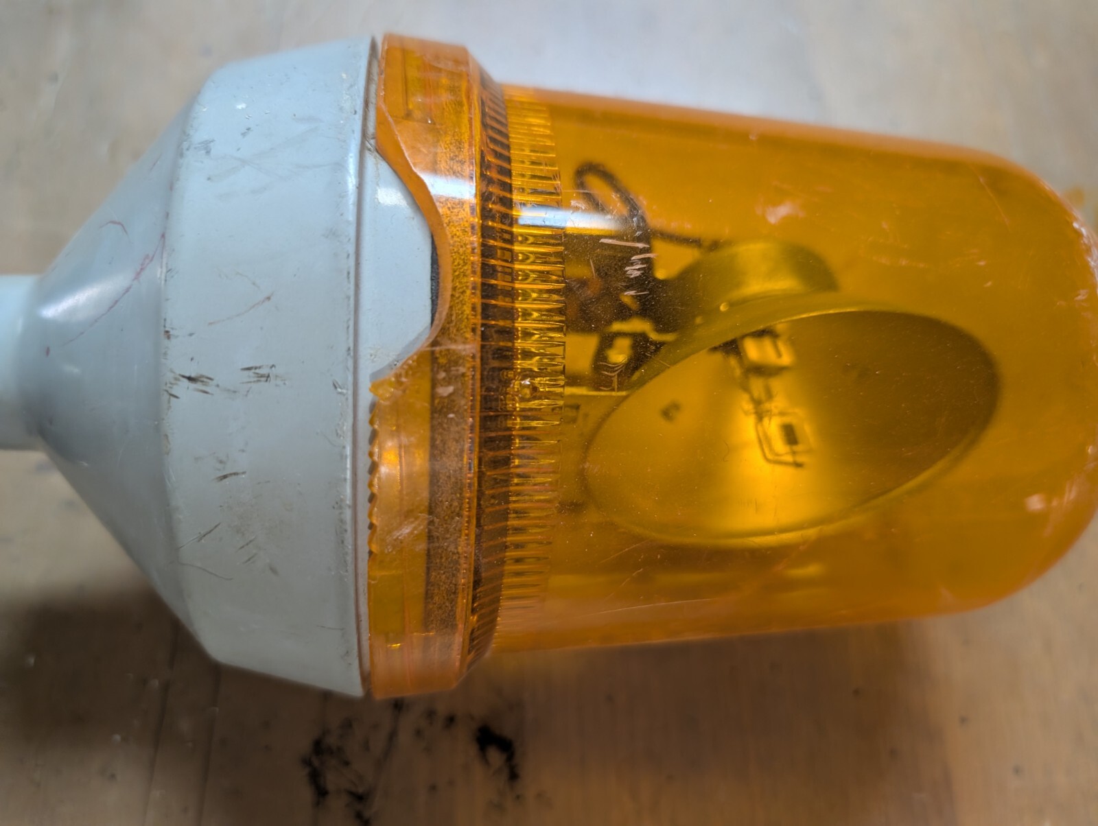 Vintage HELLA Mount Light Lamp Beacon Amber Orange Rare 134-11 2RL 003 H1