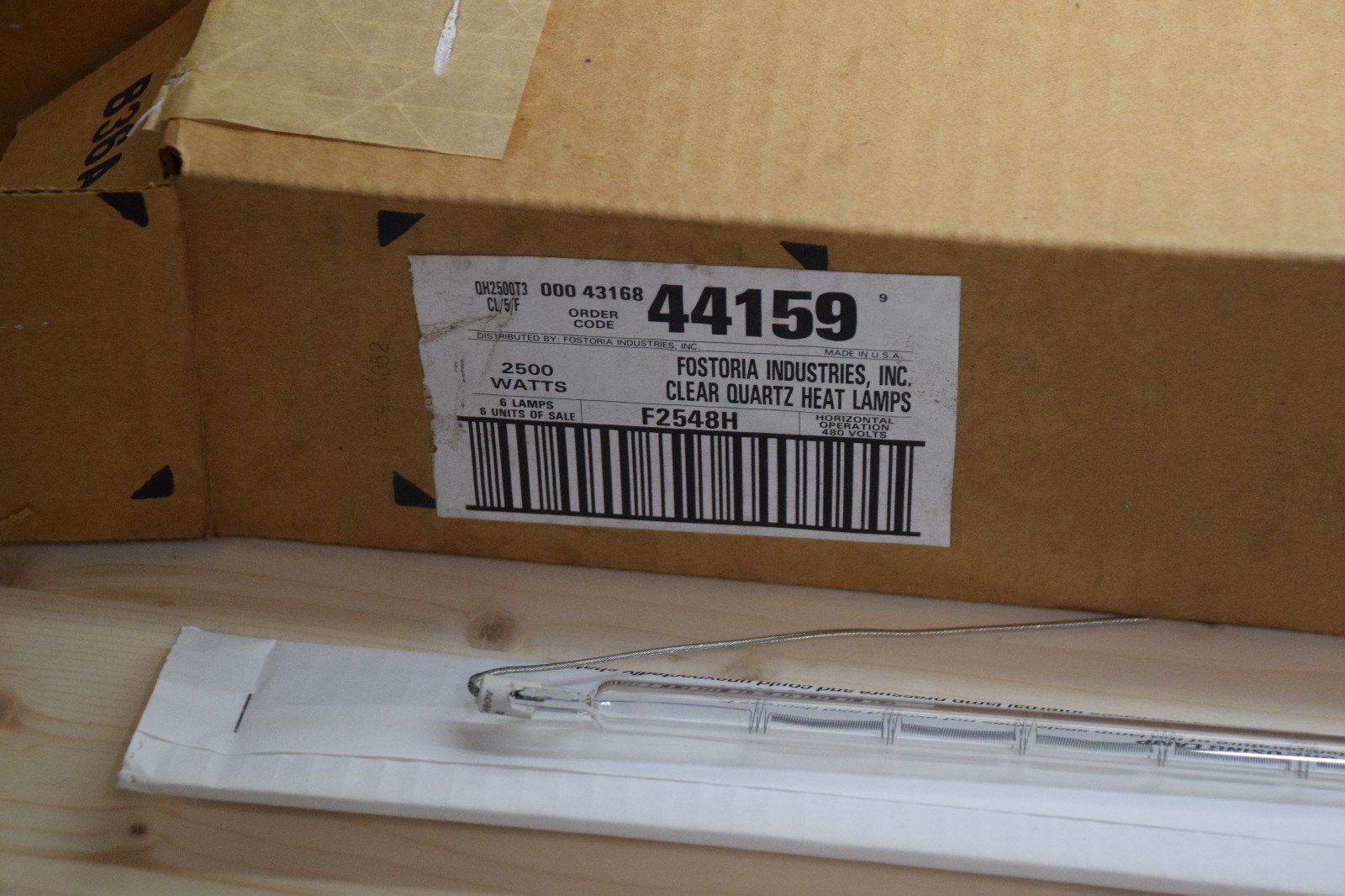 (BOX OF 6) FOSTORIA INDUSTRIES F2548H 2500W CLEAR QUARTZ Heat Lamp 3.65 kW, 480V