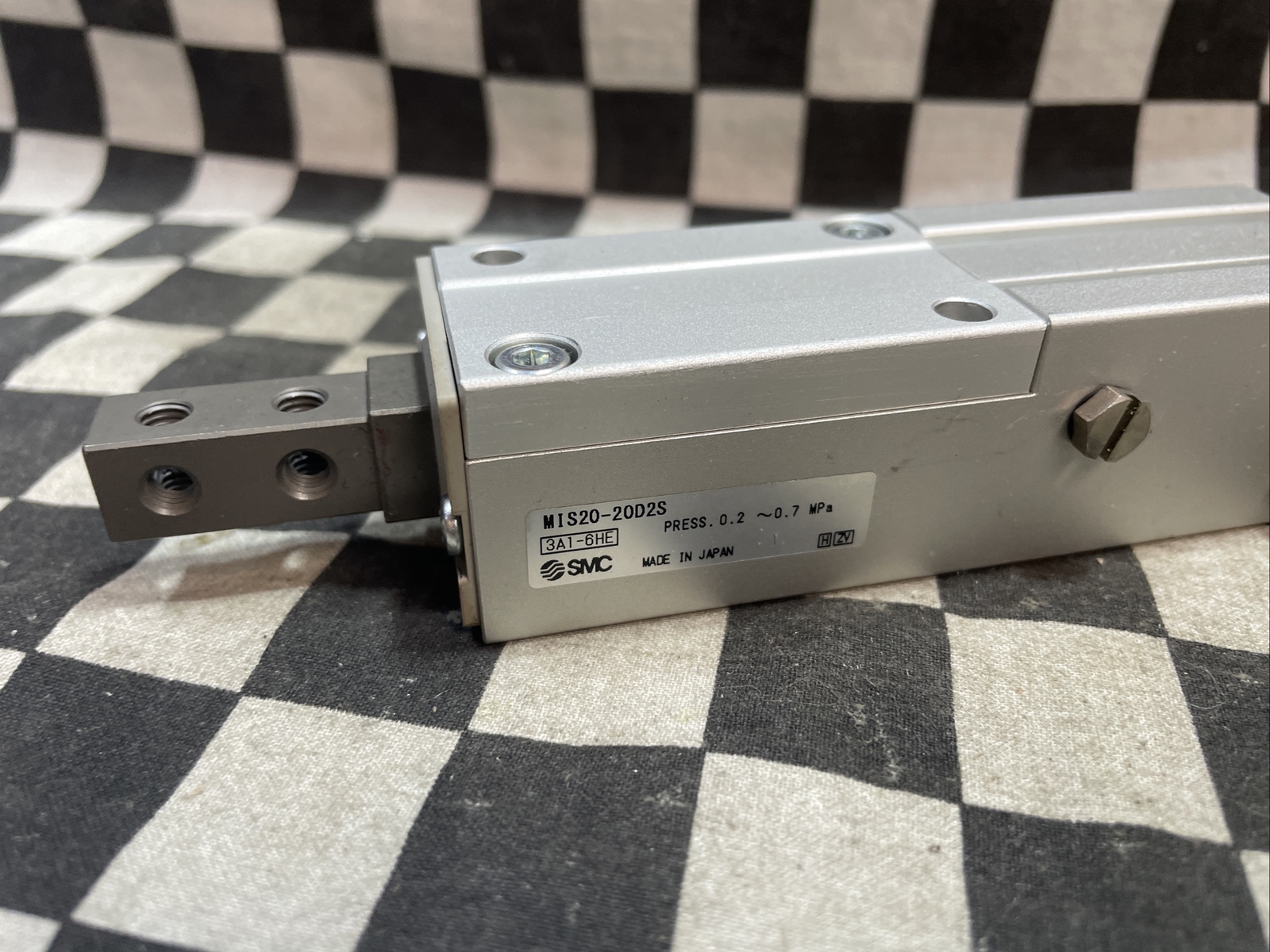 SMC MIS20-20D2S, MIS2020D2S, Escapement MIW/MIS Series, SHIPSAMEDAY#1642W2