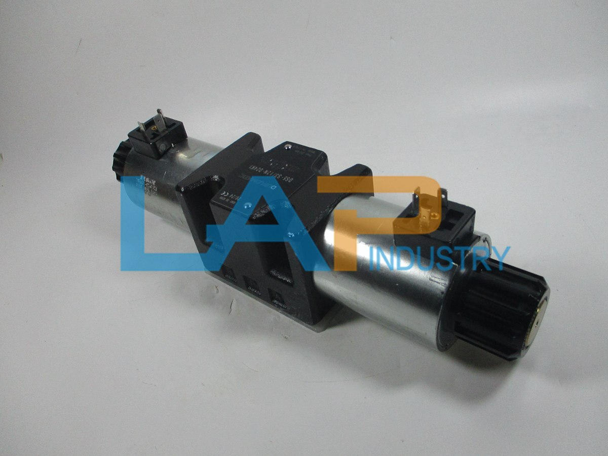 1Pcs New For DUPLOMATIC Solenoid Valve DS5-S3/12N-D24K1