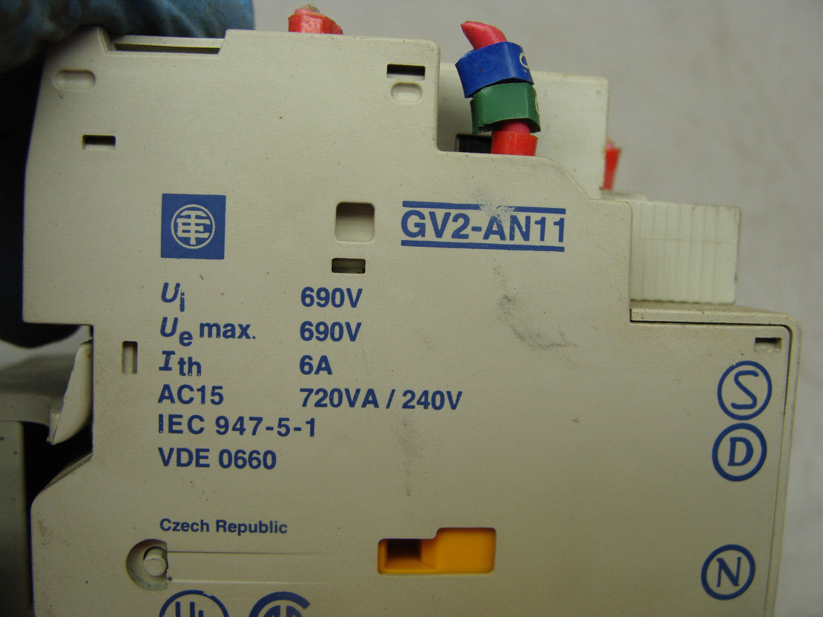 TELEMECANIQUE CIRCUIT BREAKER GV2-RS10 W/AUX CONTACTS LA1DN20 LC1D0910 GV2-AN11