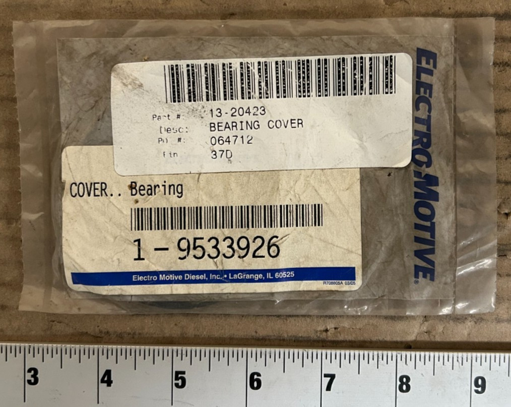 Electromotive Bearing Cover 9533926 Lot of 27