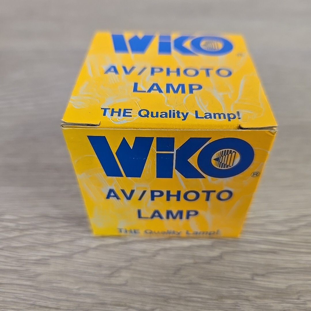 WIKO EKZ 10.8V 30W AV/ Photo Lamp (NEW IN BOX)