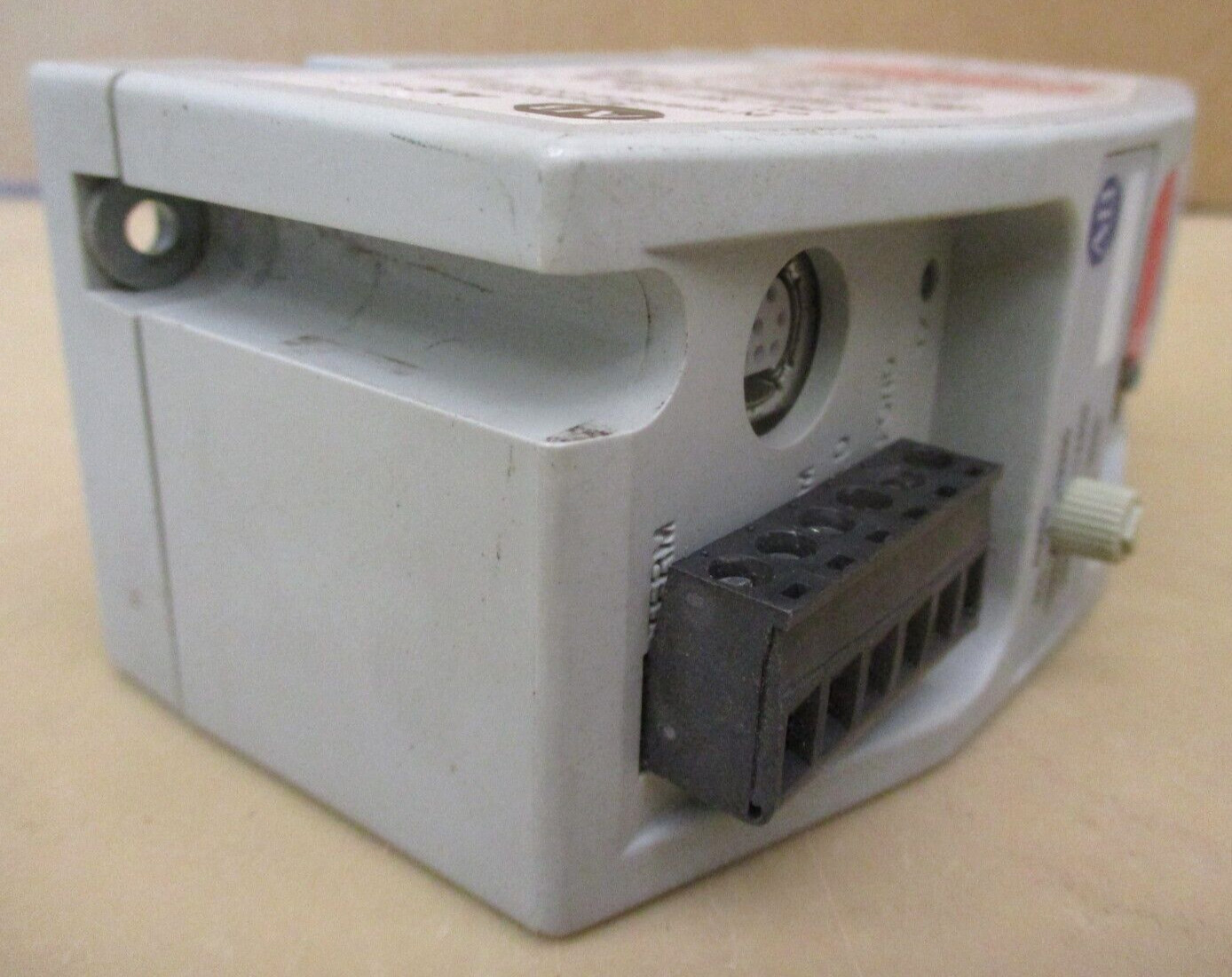 Allen-Bradley 1761-NET-AIC Advanced Interface Converter 46490AB