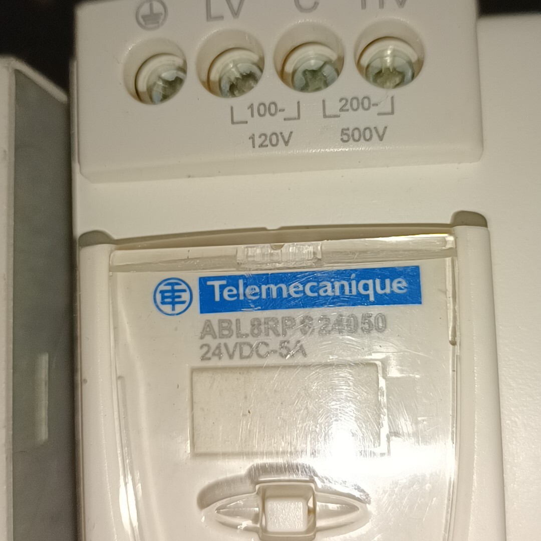 1PCS Telemecanique Switch Power supply ABL8 RPS24050