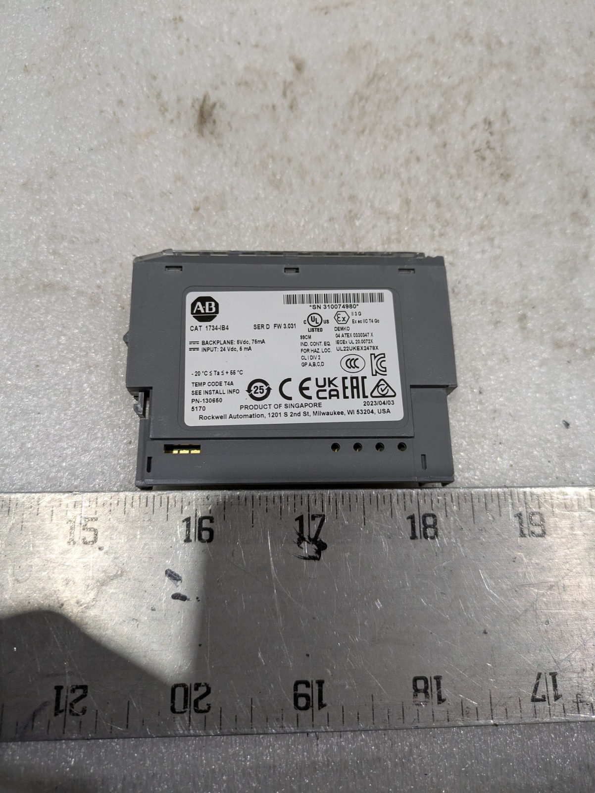 ALLEN-BRADLEY 1734-IB4 SER.D FW 3.031 BACKPLANE 5-24VDC 5-75MA 1306505170