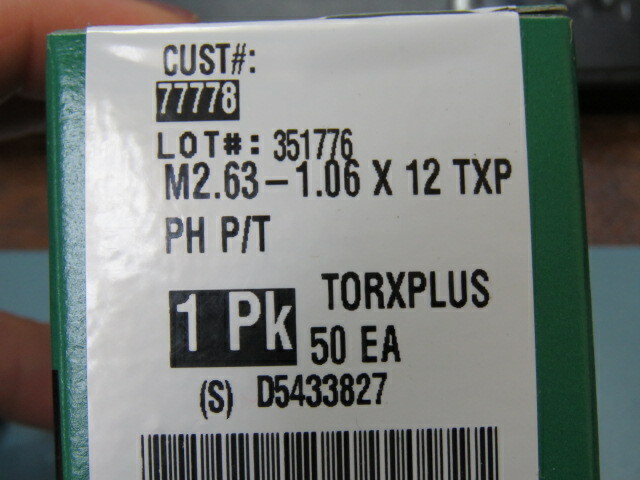 Mcmasters Carr 99397A417 Qty of 100 per Lot Torx Rounded Head Thread-Forming Sc