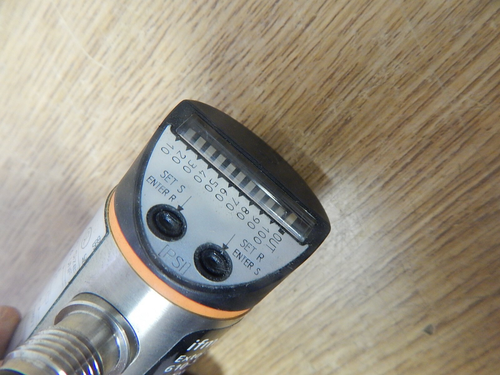 NEW IFM Effector PB 5 324 100 psi Pressure Sensor *FREE SHIPPING*