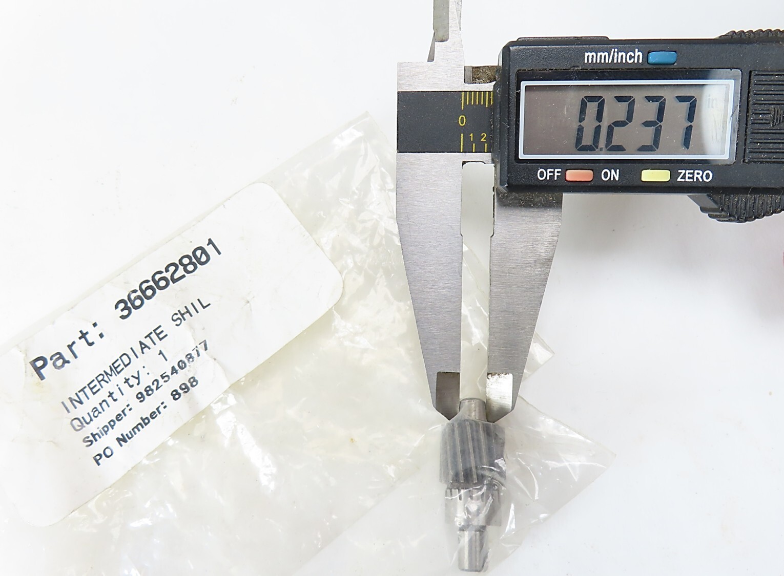 Milwaukee 36-66-2801 Intermediate Shaft 36662801 (NOS) NEW NO BOX