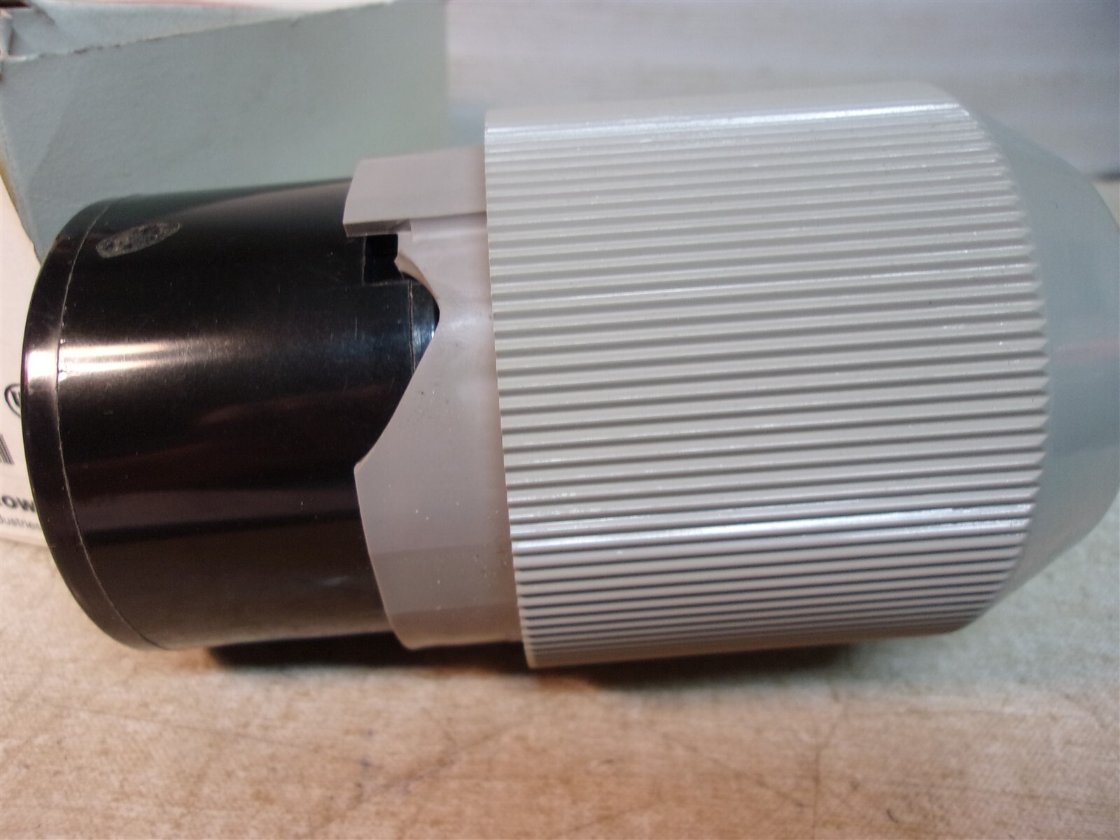 NEW Cooper 9341N Arrow Hart 10-30R Auto Grip Connector *FREE SHIPPING*