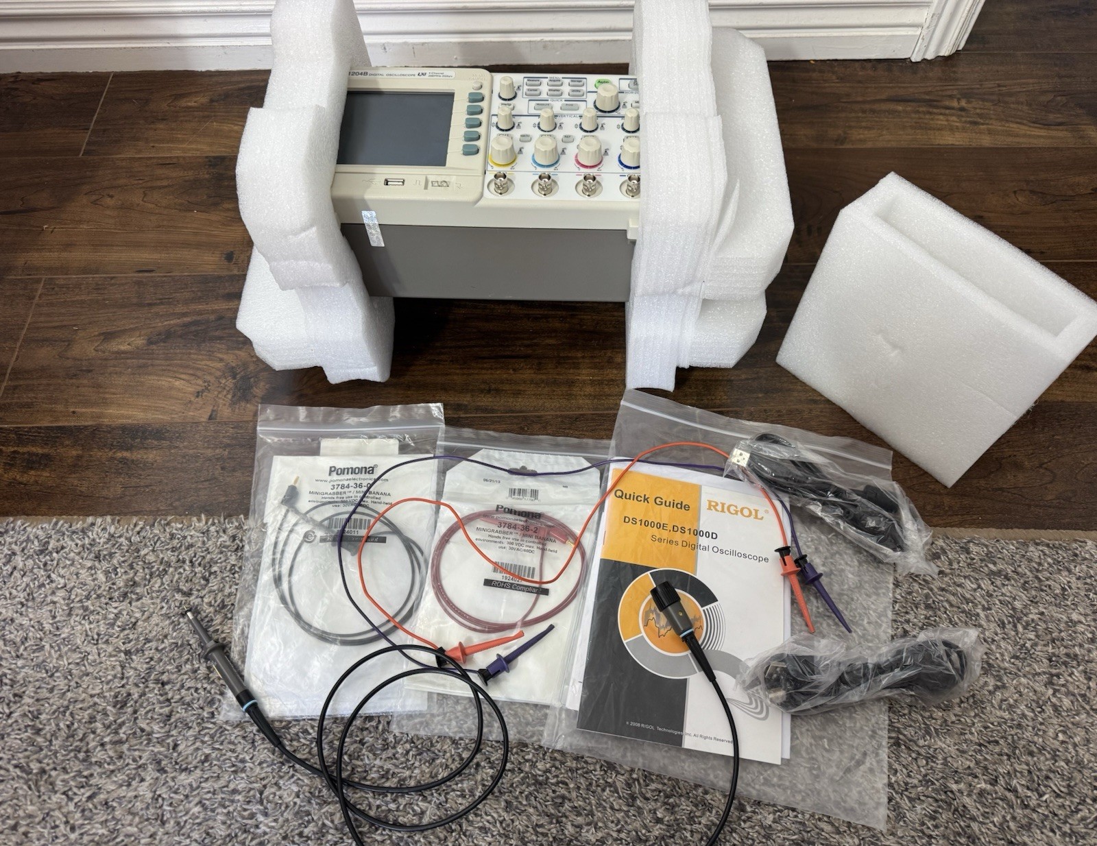 Rigol DS1204B Digital Oscilloscope LXI 4 Channel 200 MHz 2GSa/s