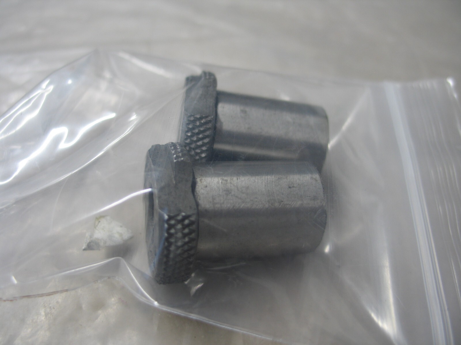 NIB 2PCS MCMASTER CARR 8493A265 REMOVABLE DRILL BUSHING 27/64 X 1/2 X 1″ L P9871