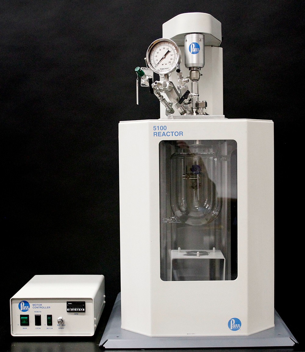 Parr 5111 Glass Reactor Hast C wetted parts with digital motor controller